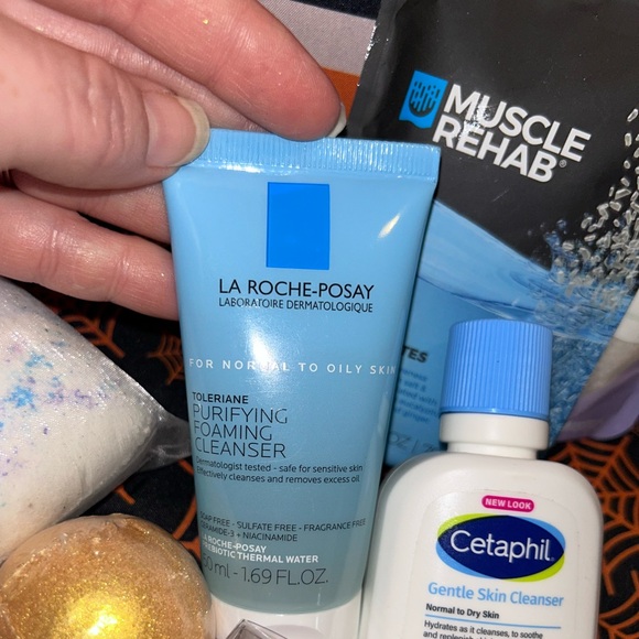 Skin Care Bundle 🧴🛁 All New With Tags - Picture 5 of 11